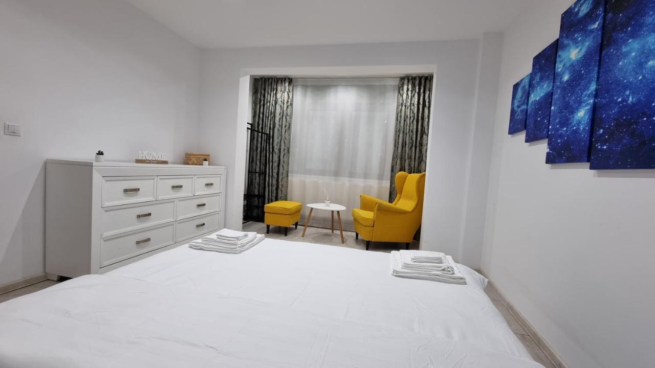 Stone Bridge Apartment 이아시 외부 사진